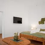 Elegant 2BR Apartment - near Bahnhof Wien Meidling