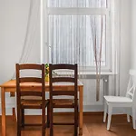 Elegant 2BR Apartment - near Bahnhof Wien Meidling